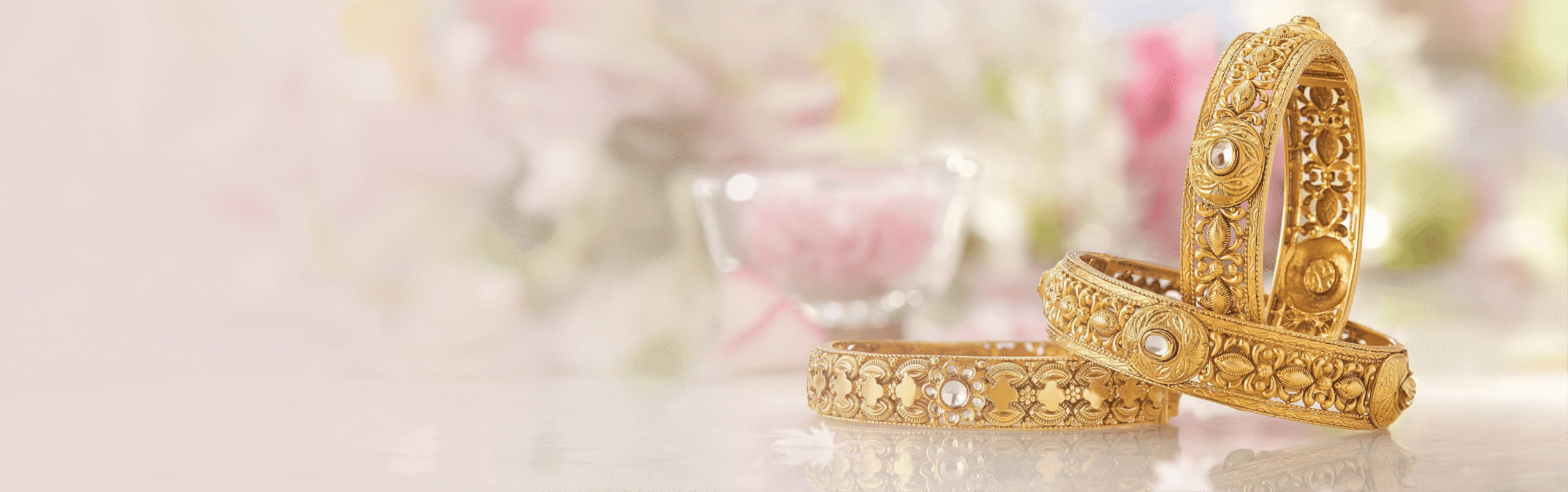 “Sparkle This Season: Festive Jewellery Trends”